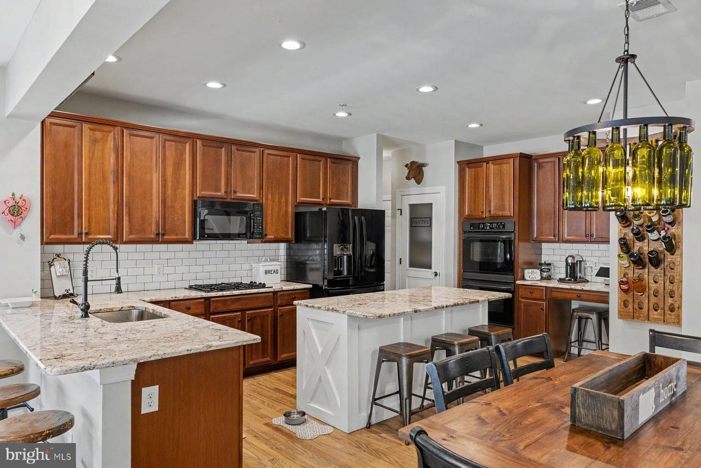 2818 Mountain Laurel Drive photo 21