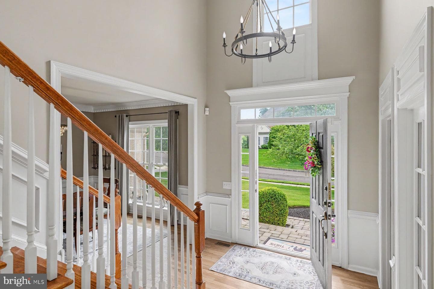 2818 Mountain Laurel Drive photo 4