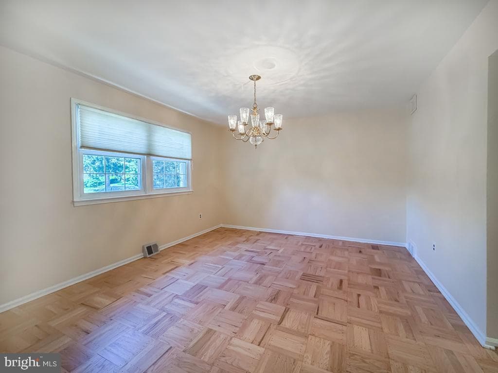 16 Upton Lane photo 16