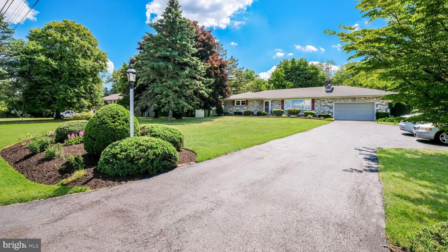 1727 Rickert Road photo 3