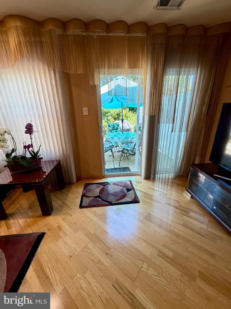 2703 Sterling Road photo 21