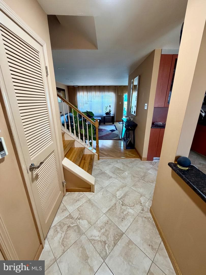 2703 Sterling Road photo 6
