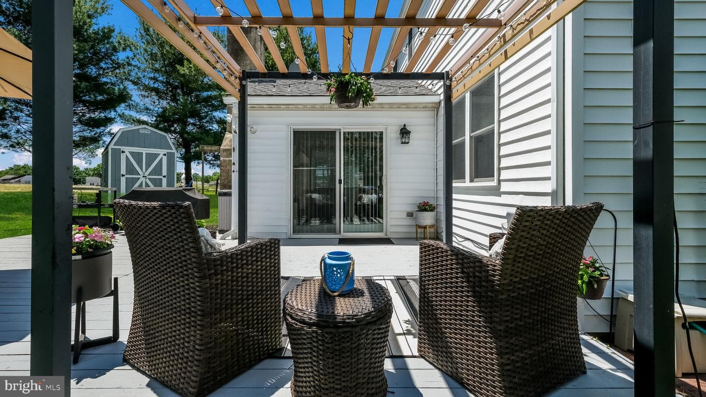 537 Whitford Circle photo 36
