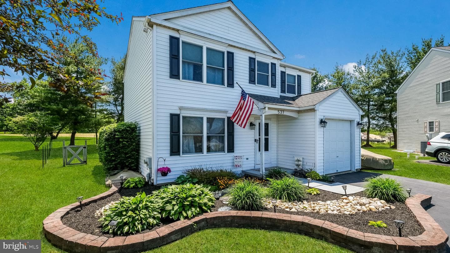 537 Whitford Circle photo 37