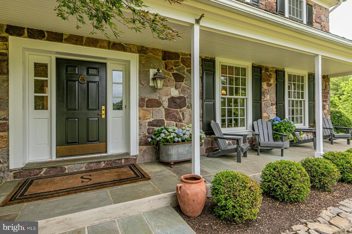 12 Crestwood Circle photo 5