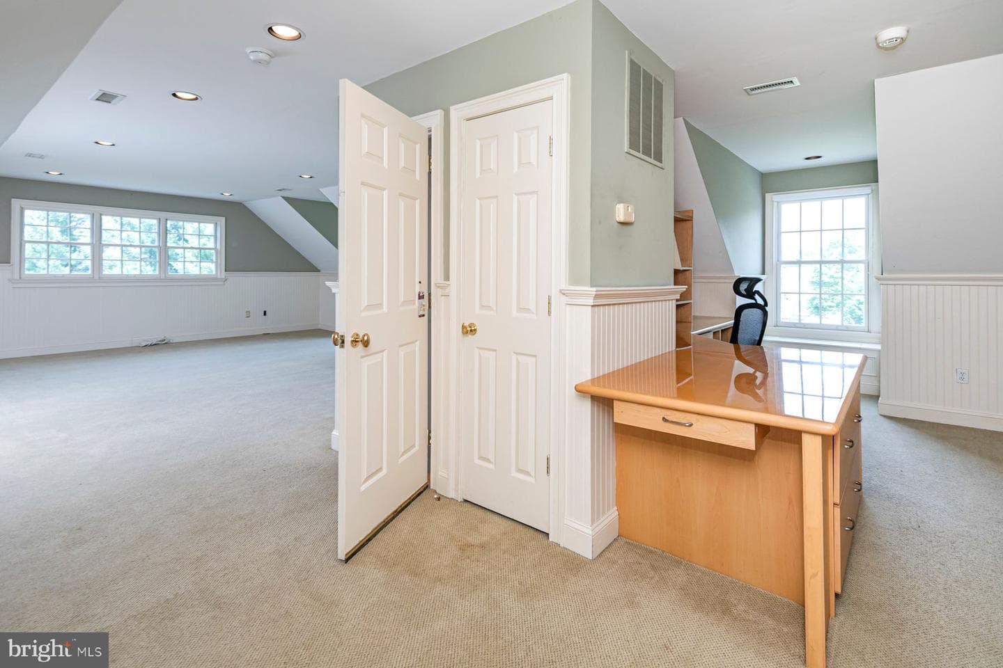 12 Crestwood Circle photo 66