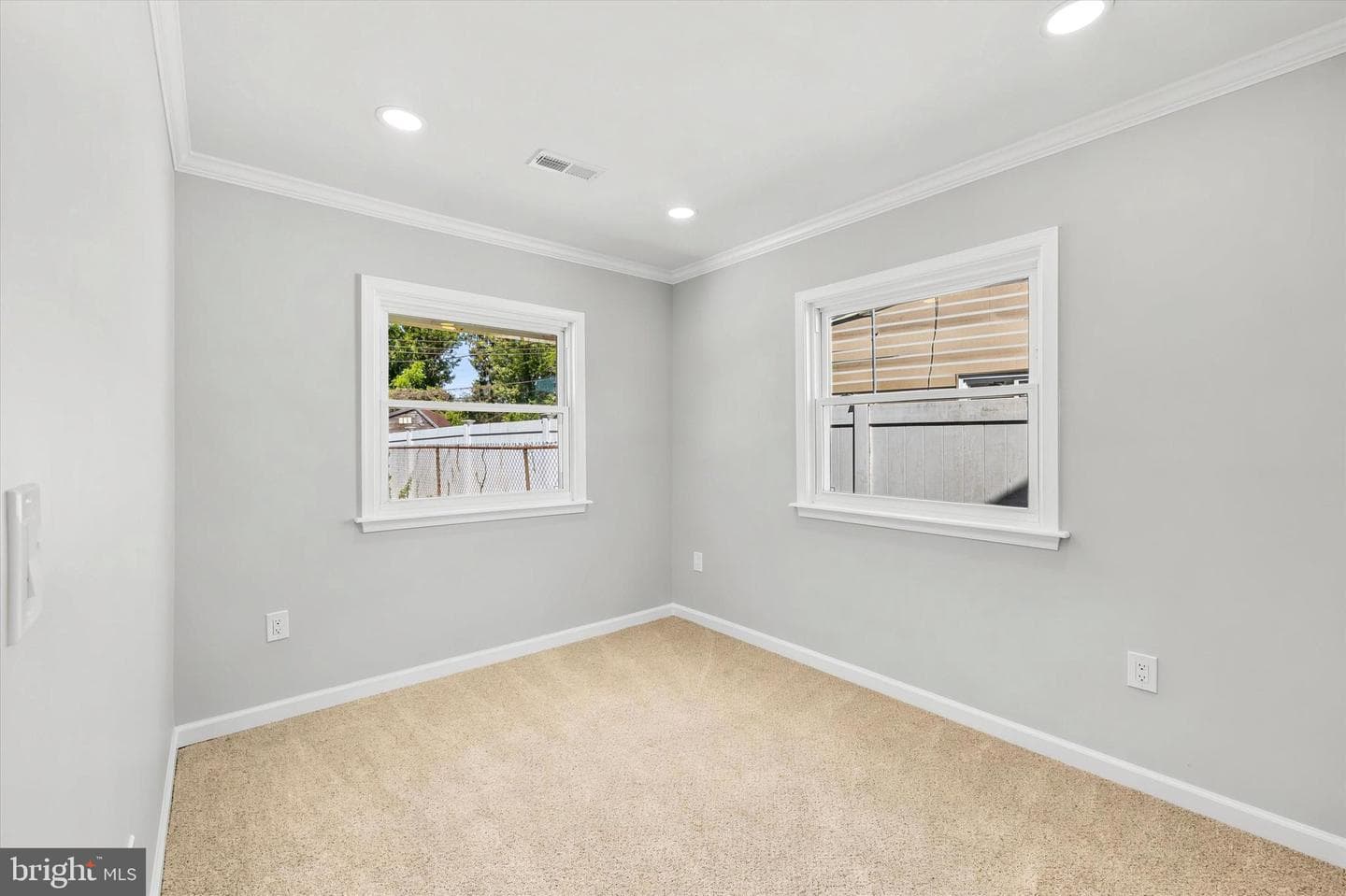 101 Kingwood Lane photo 4