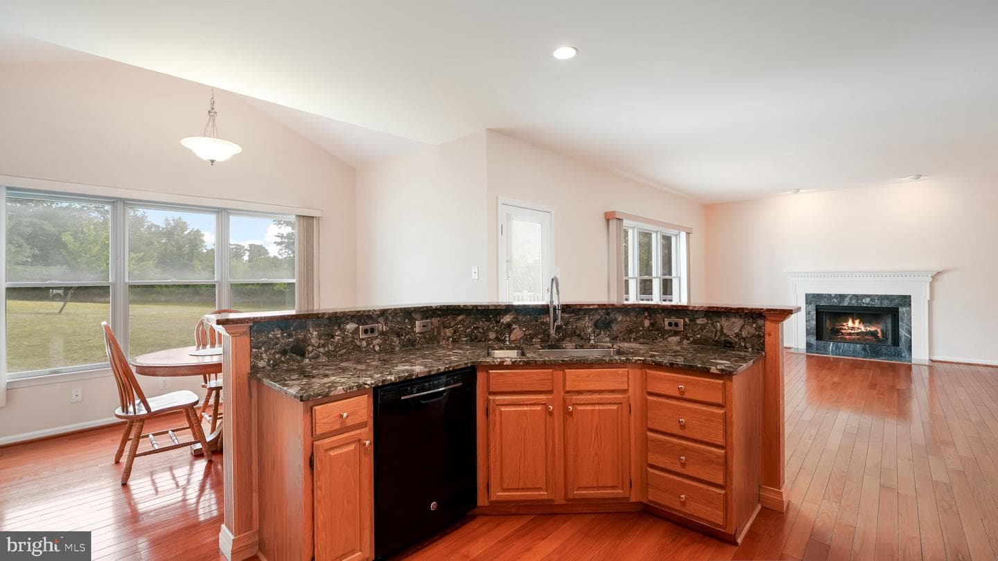 1491 Coralberry Court photo 11