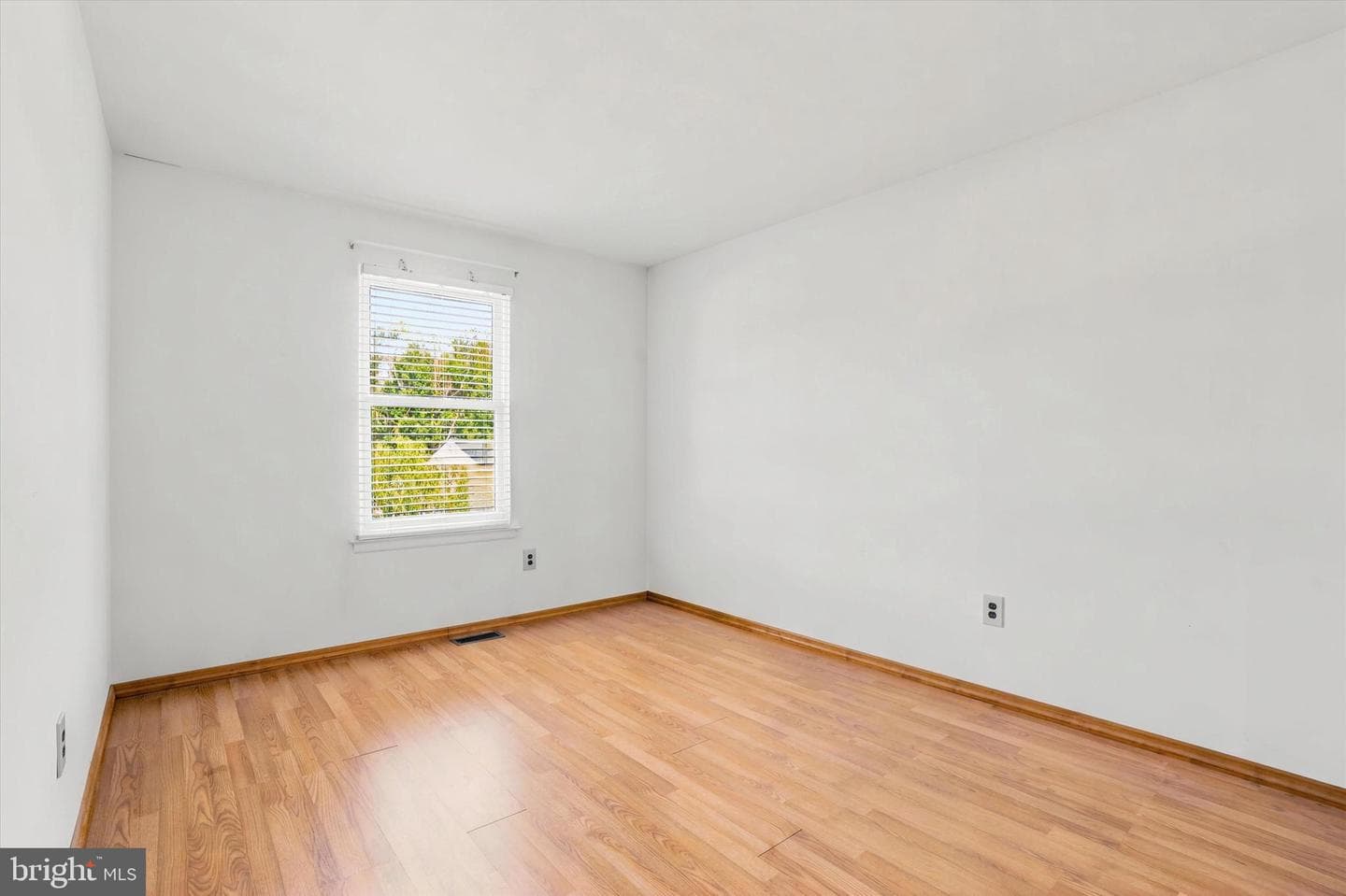 3218 Leeland Drive photo 2