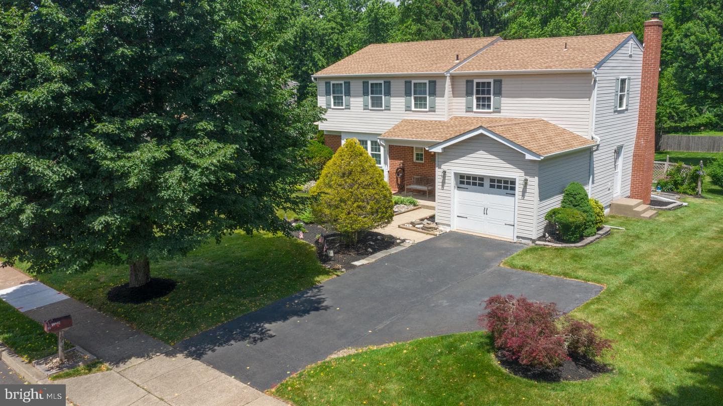 1928 Appaloosa Road photo 2