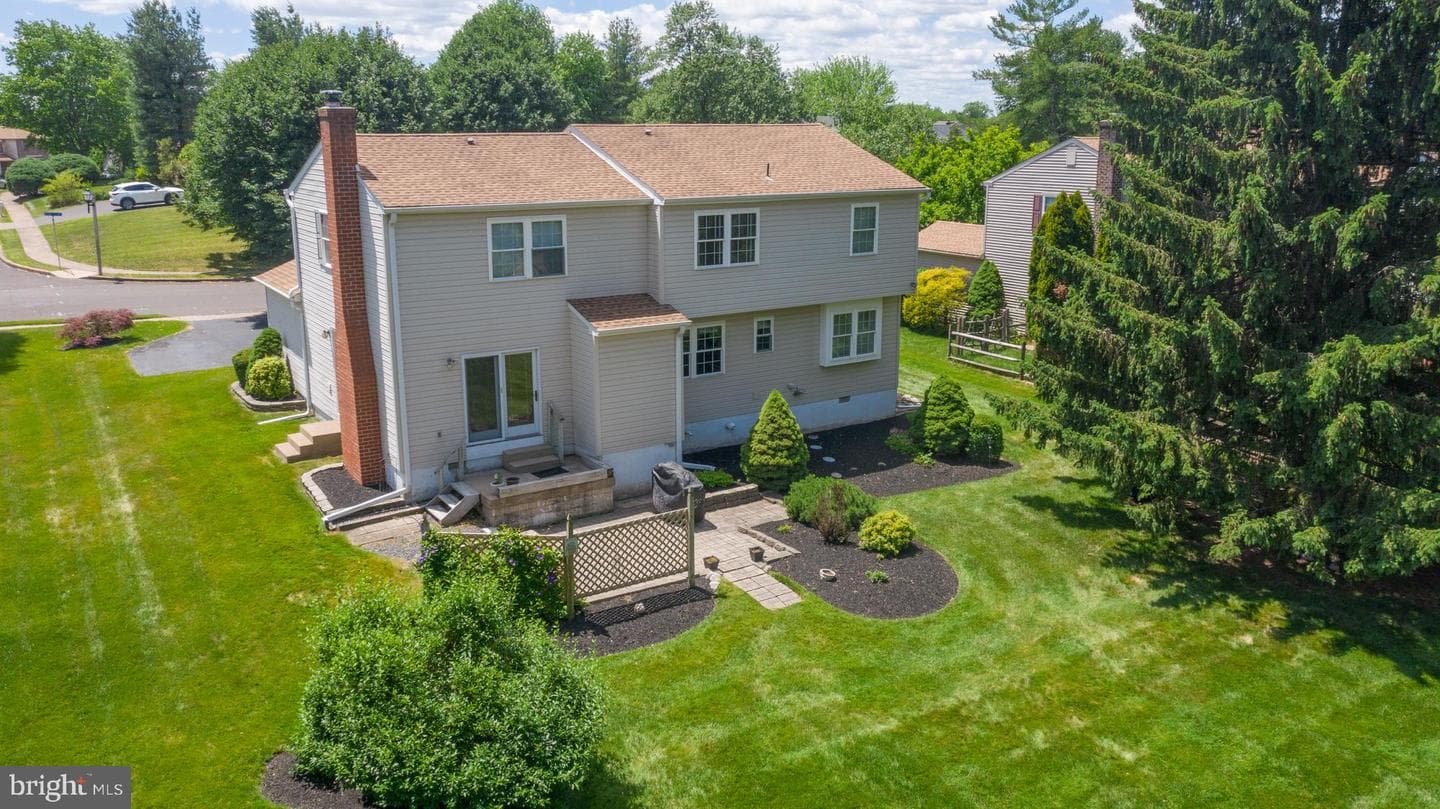 1928 Appaloosa Road photo 38