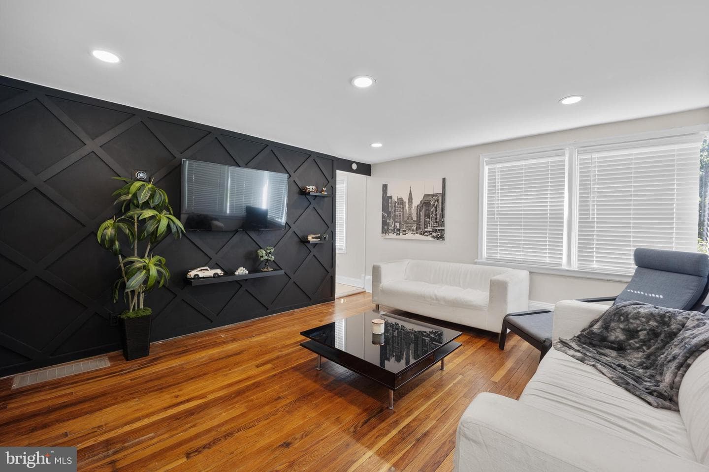 2203 Liberator Street photo 2