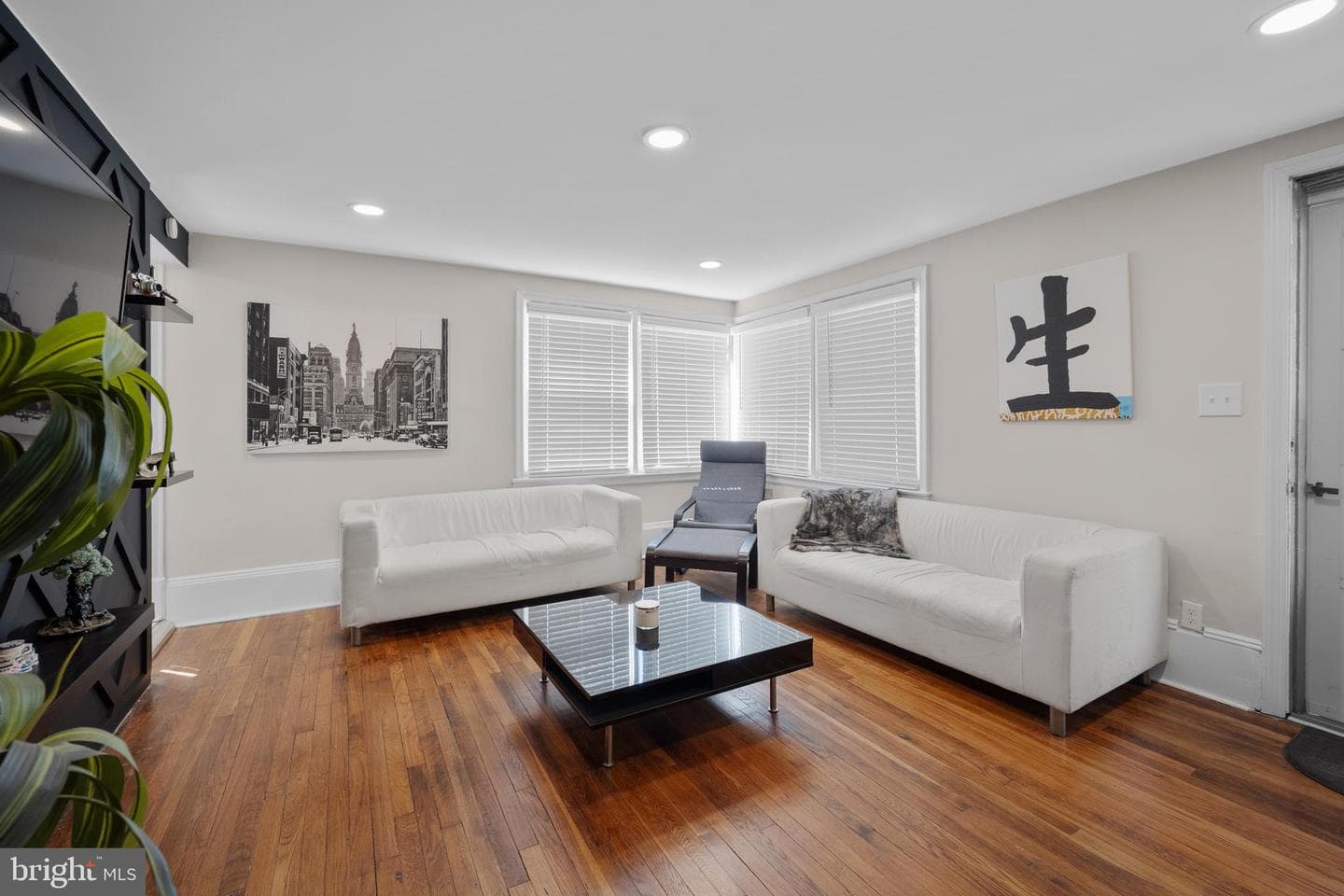 2203 Liberator Street photo 4