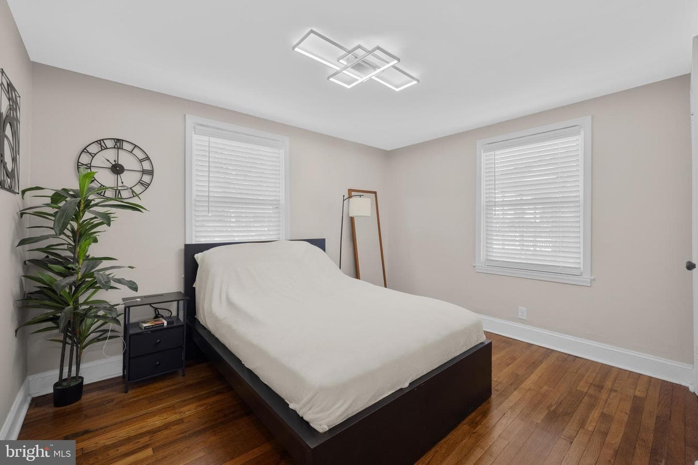 2203 Liberator Street photo 9