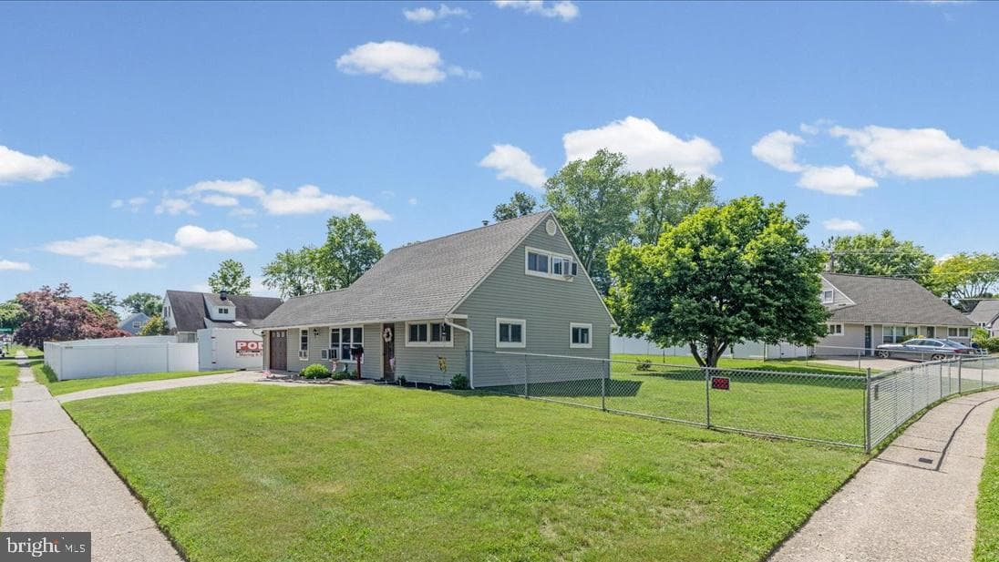 46 Twin Oak Drive photo 3
