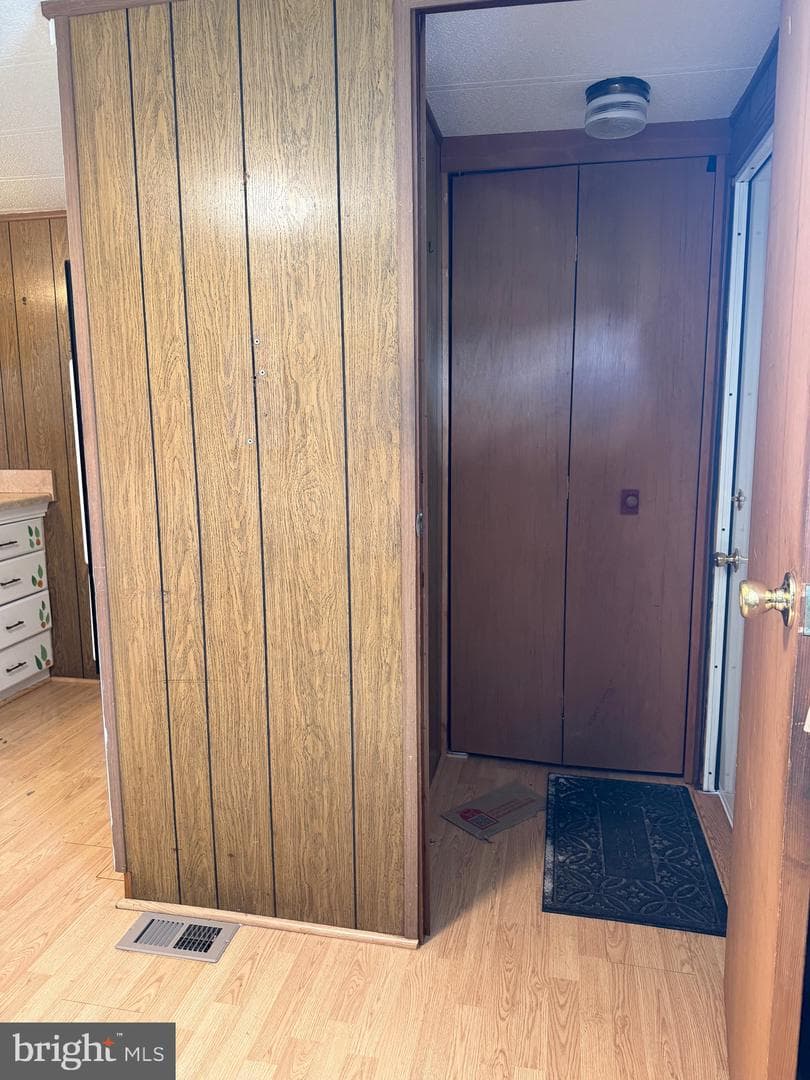 3413 Iris Avenue photo 9