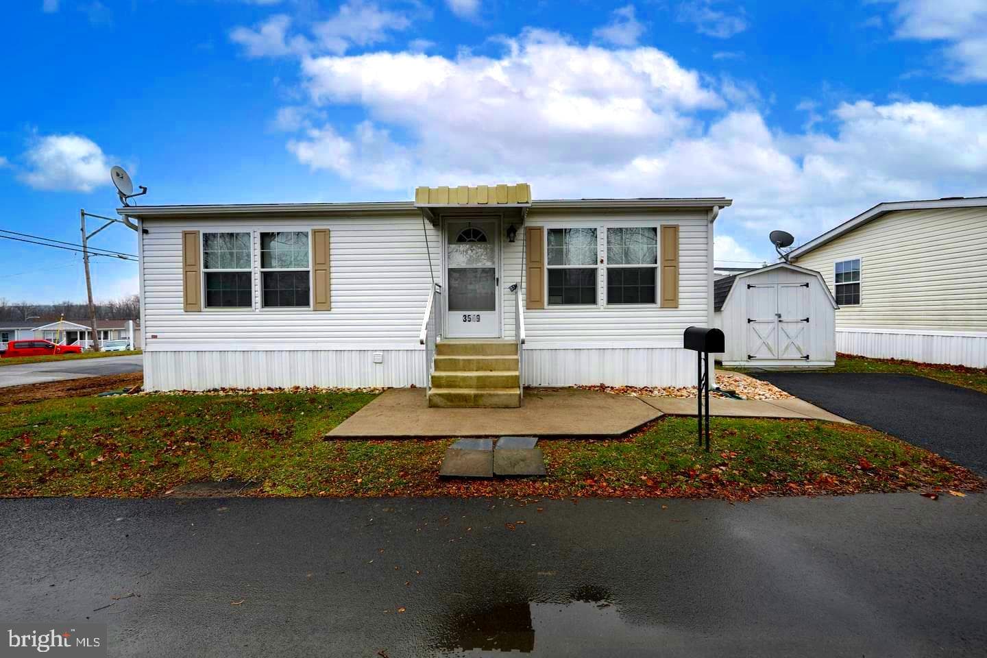 3549 Lilac Avenue #t 3549 photo 3