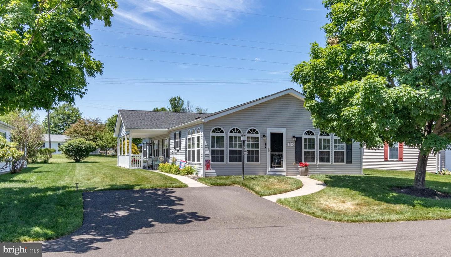 559 Spring Meadow Circle, New Hope