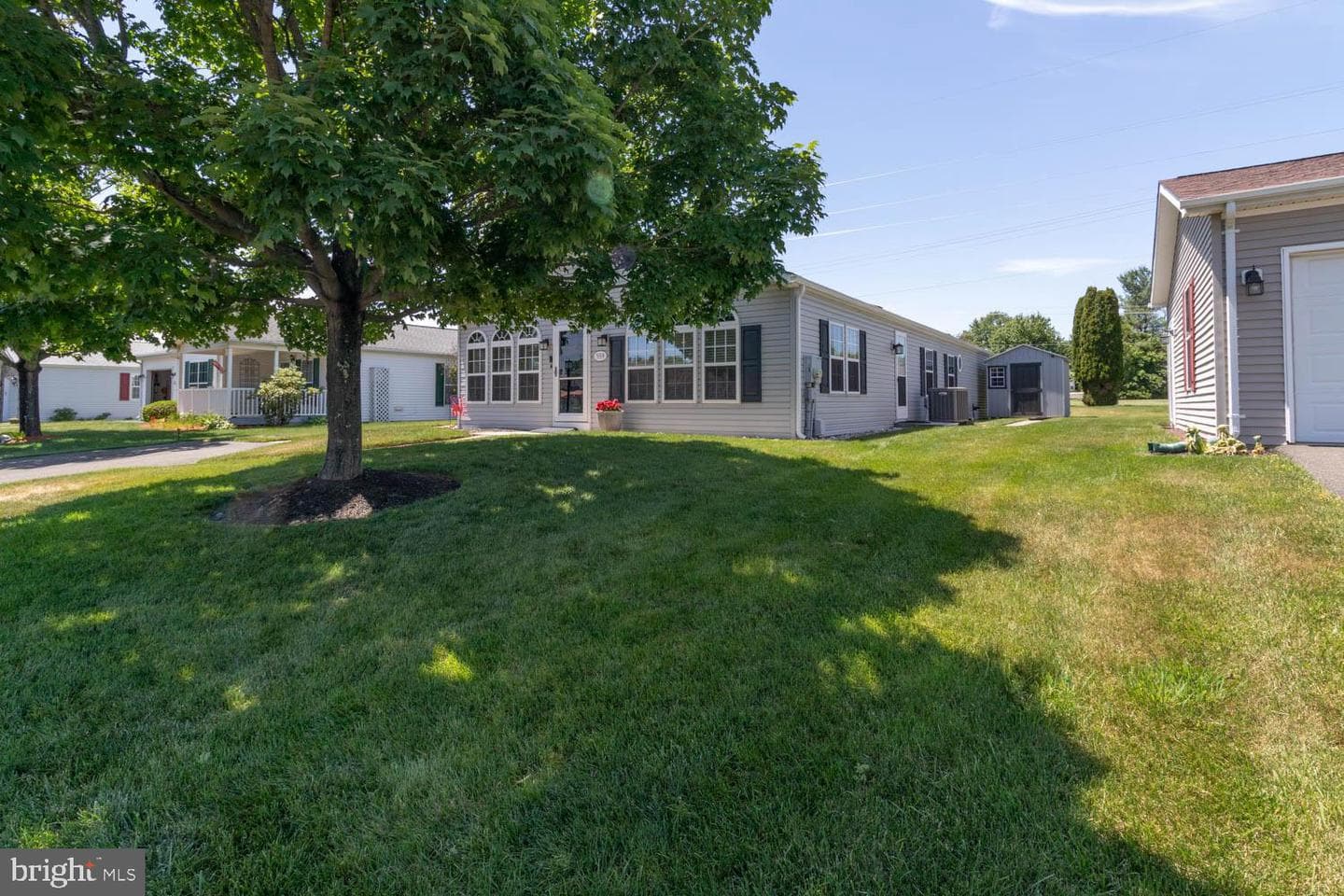 559 Spring Meadow Circle photo 33