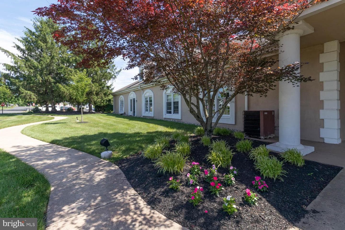 559 Spring Meadow Circle photo 35