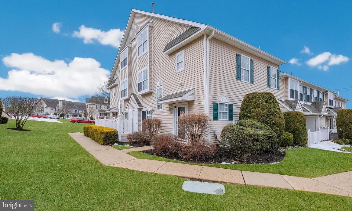 1508 Carol Court, Jamison