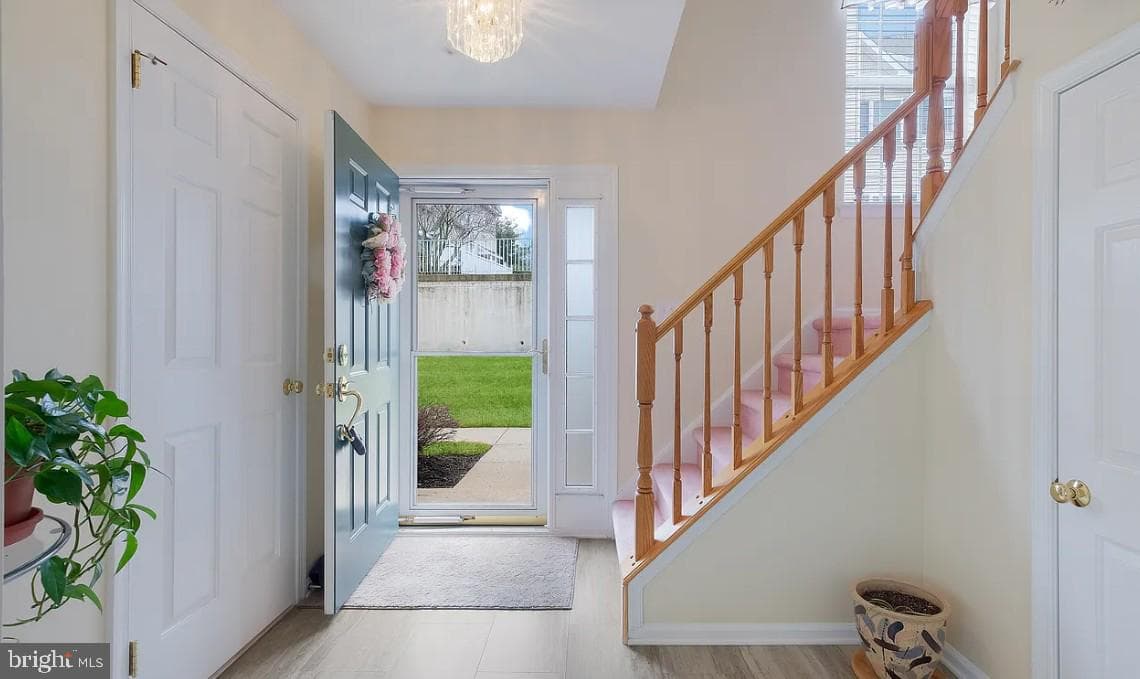 1508 Carol Court photo 3
