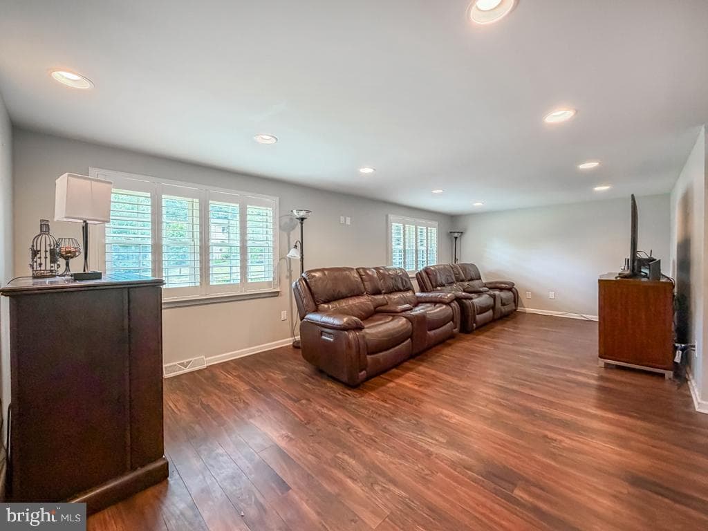 1168 Temple Drive photo 27