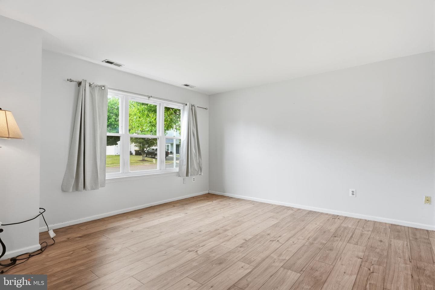 2028 Chatham Drive photo 5