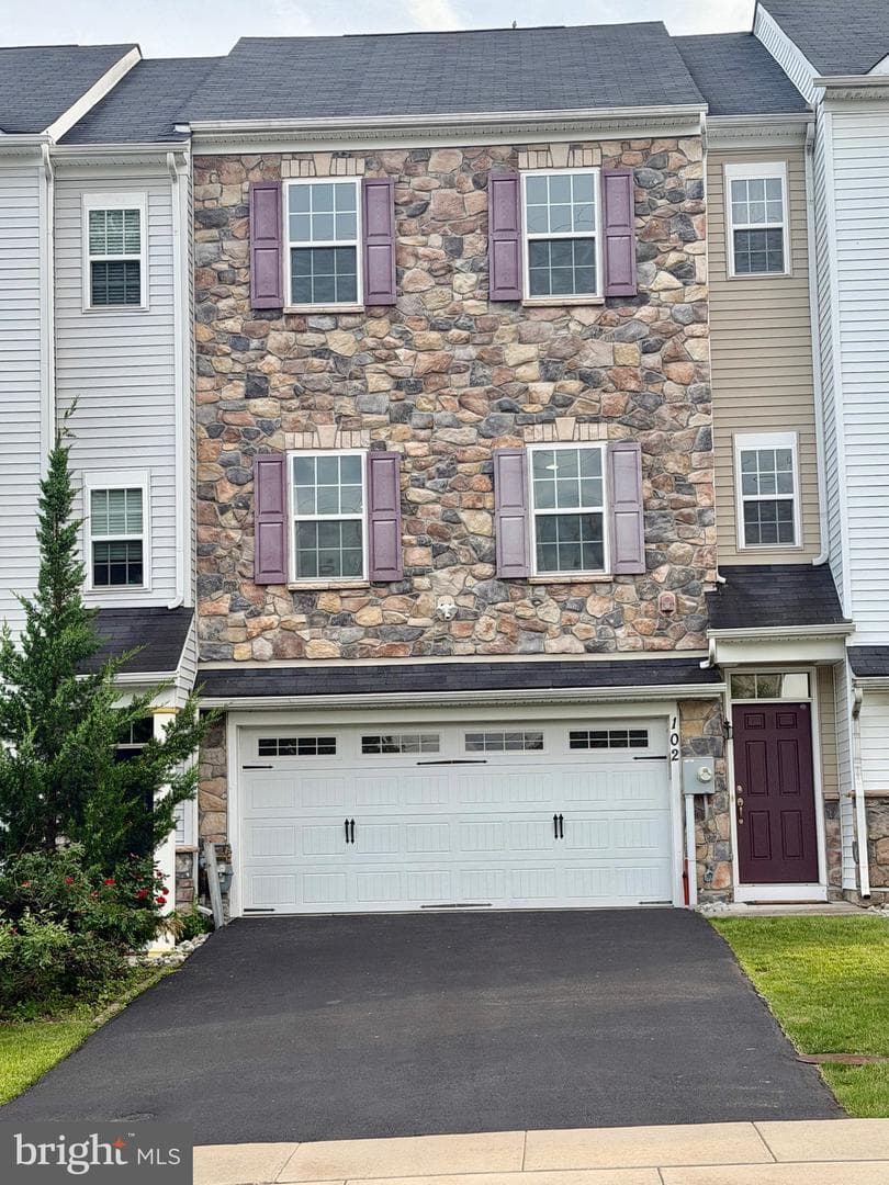 102 Master Avenue, Feasterville Trevose