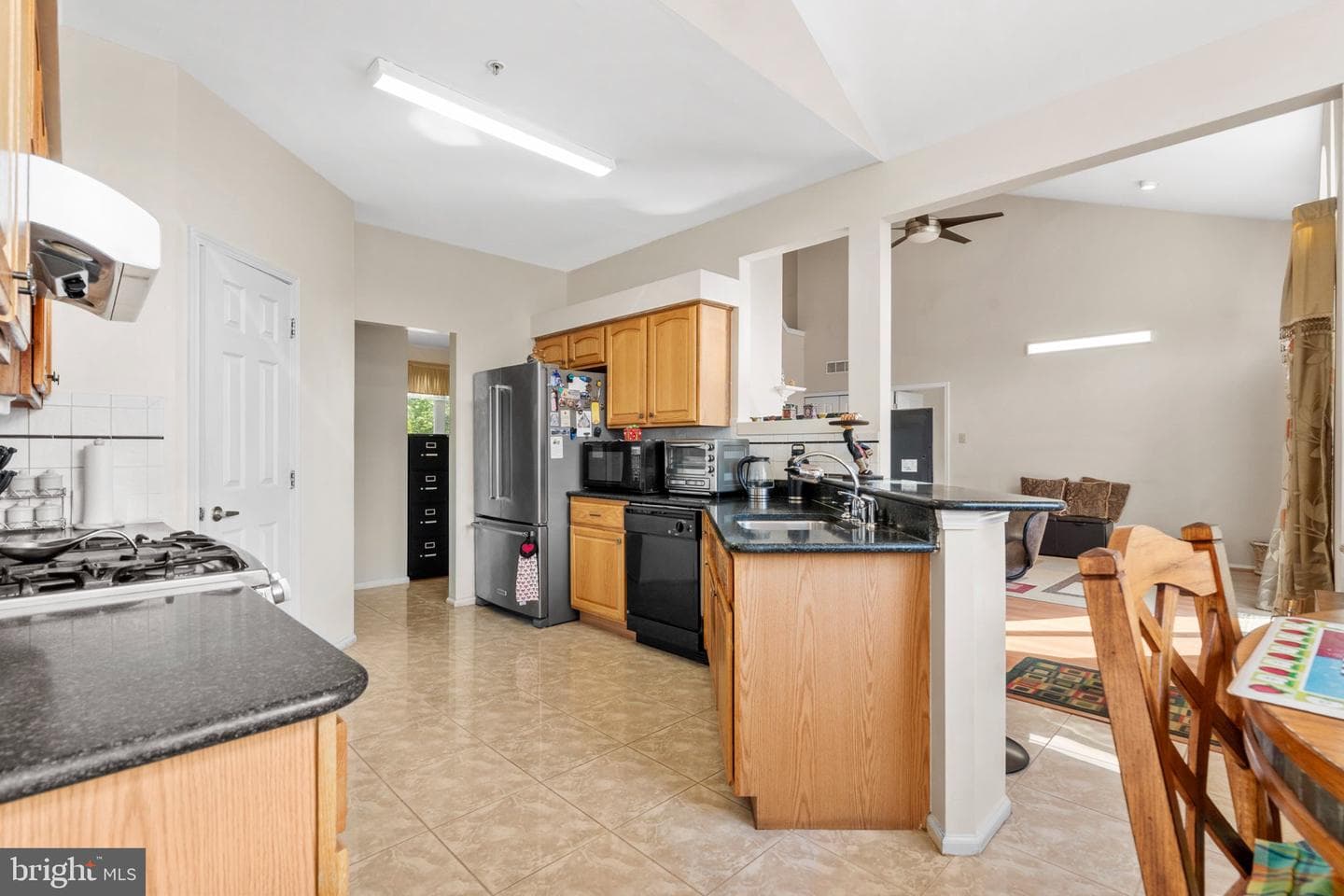 936 Longwood Court photo 17