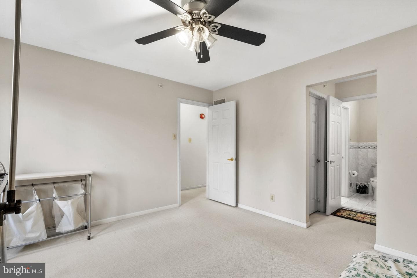 936 Longwood Court photo 32