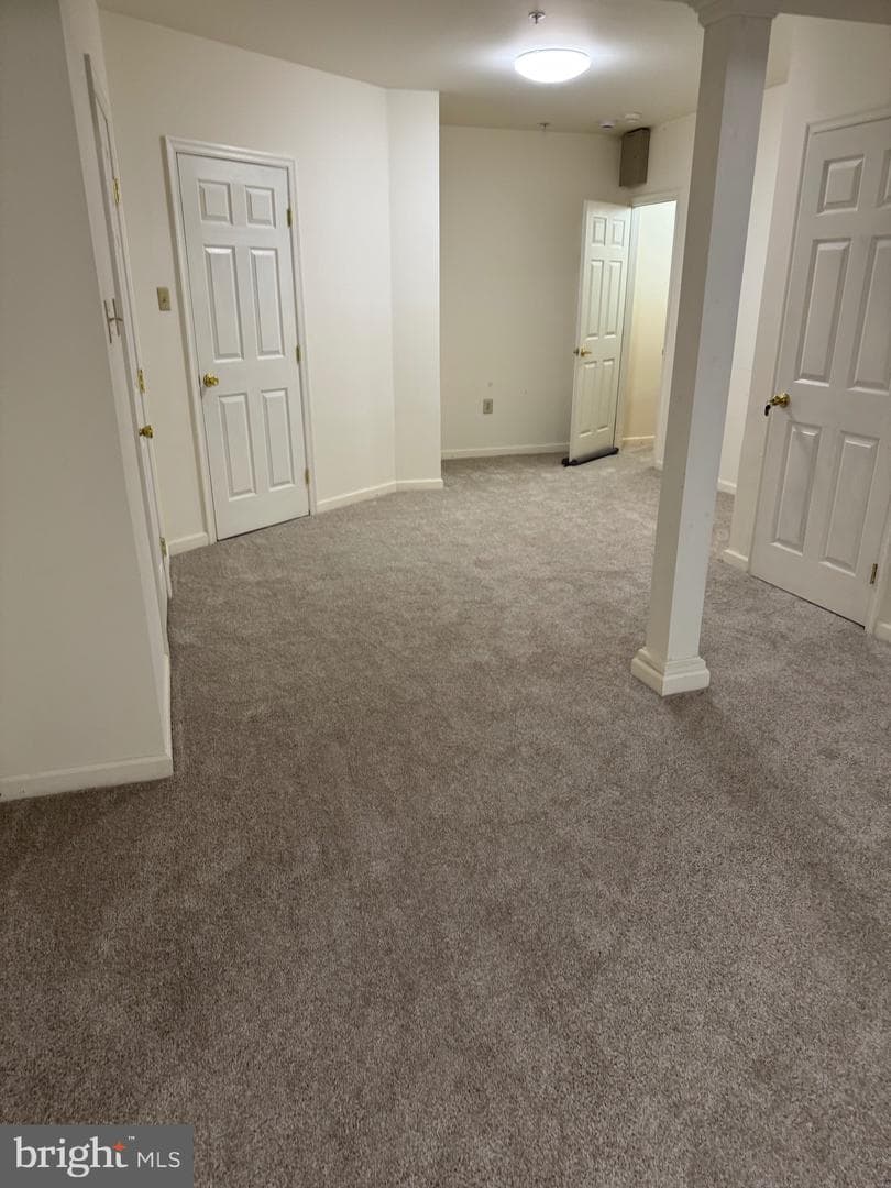 936 Longwood Court photo 38