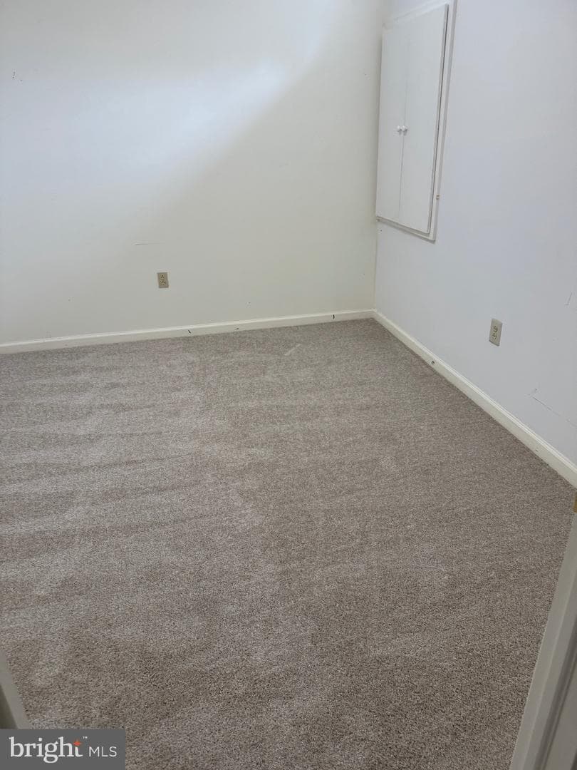 936 Longwood Court photo 39