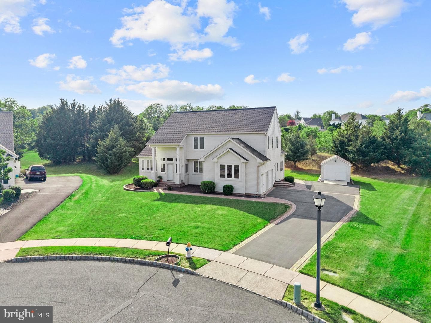 936 Longwood Court photo 7