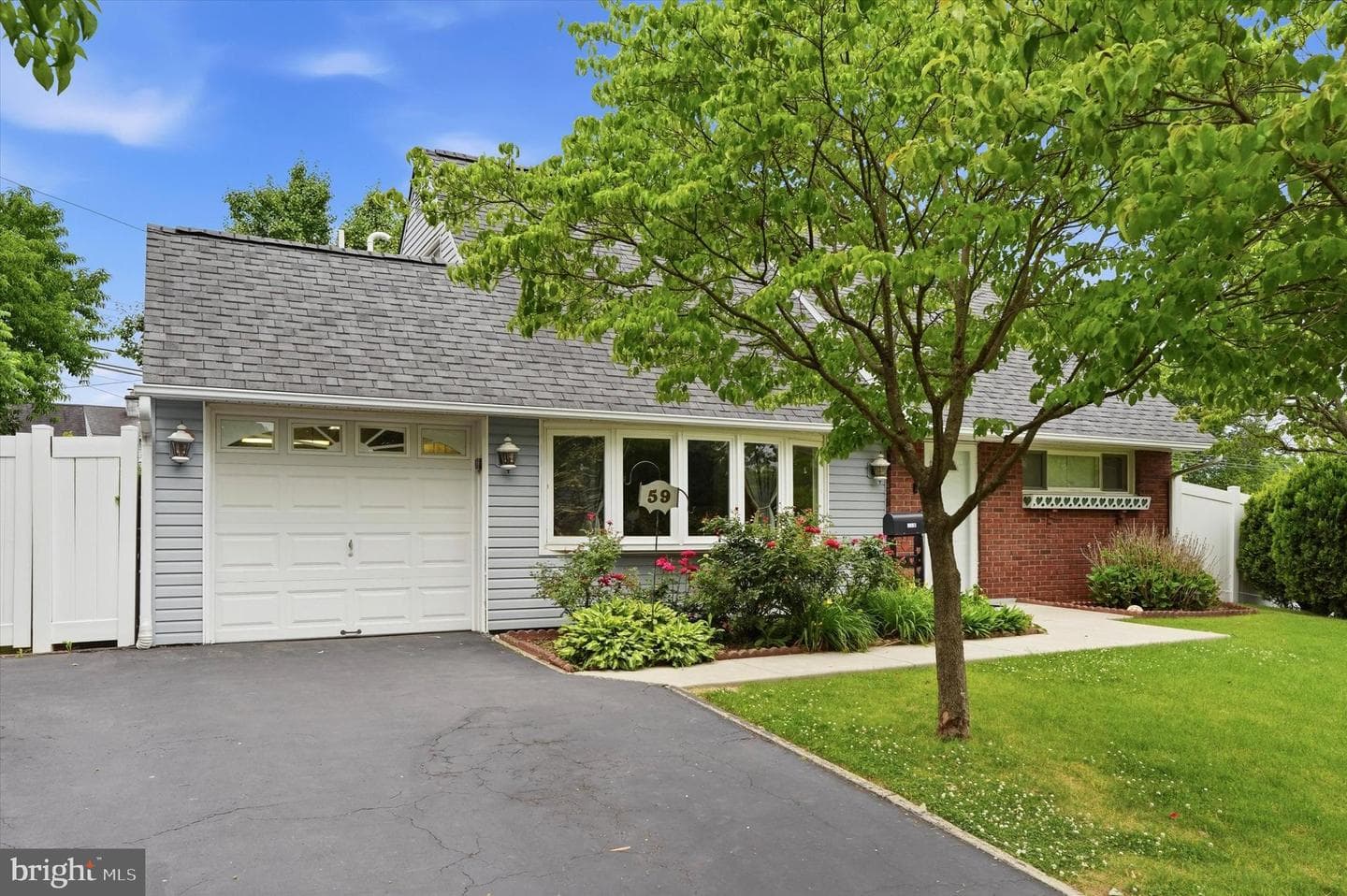 59 Quail Road, Levittown