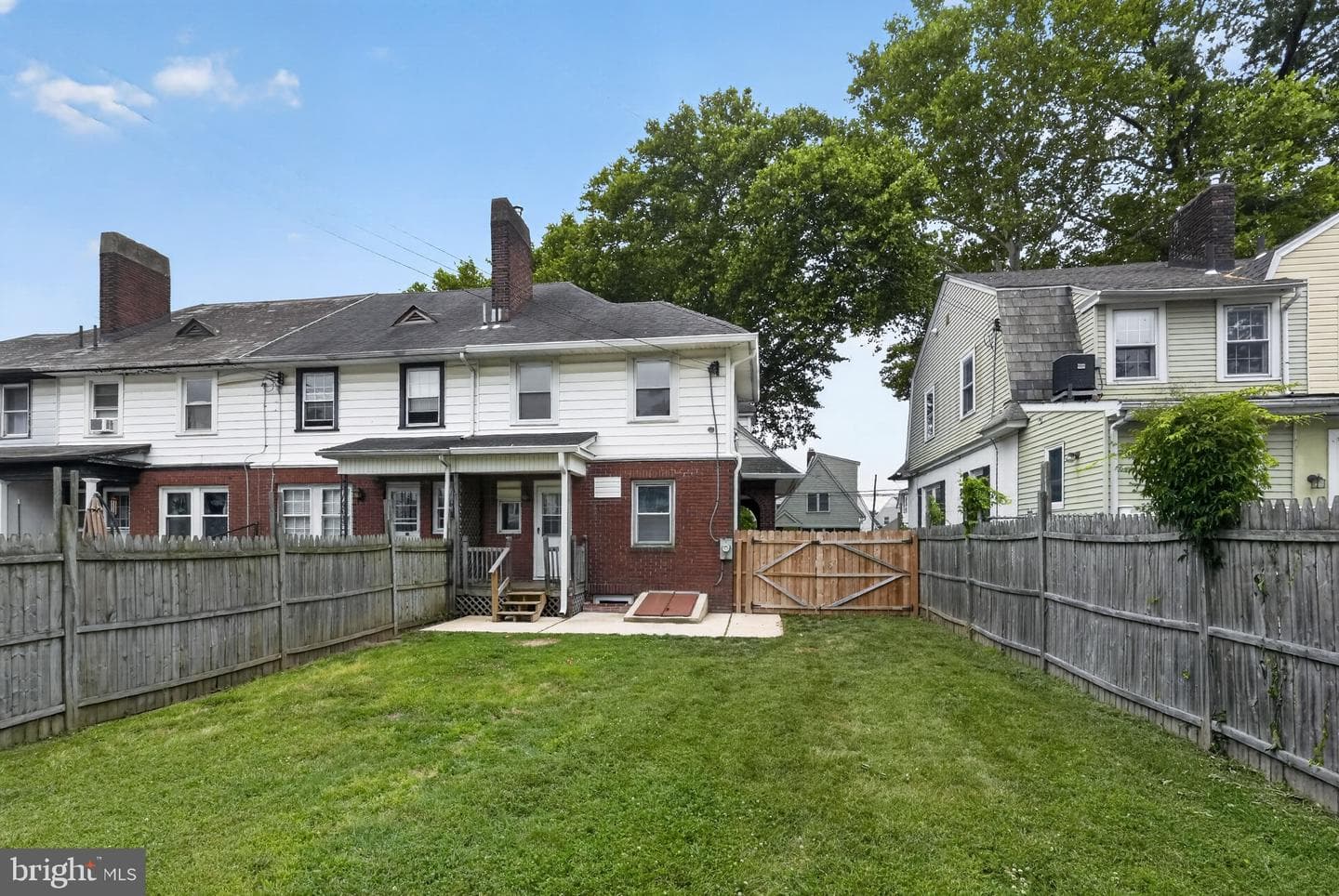 235 Madison Street photo 26