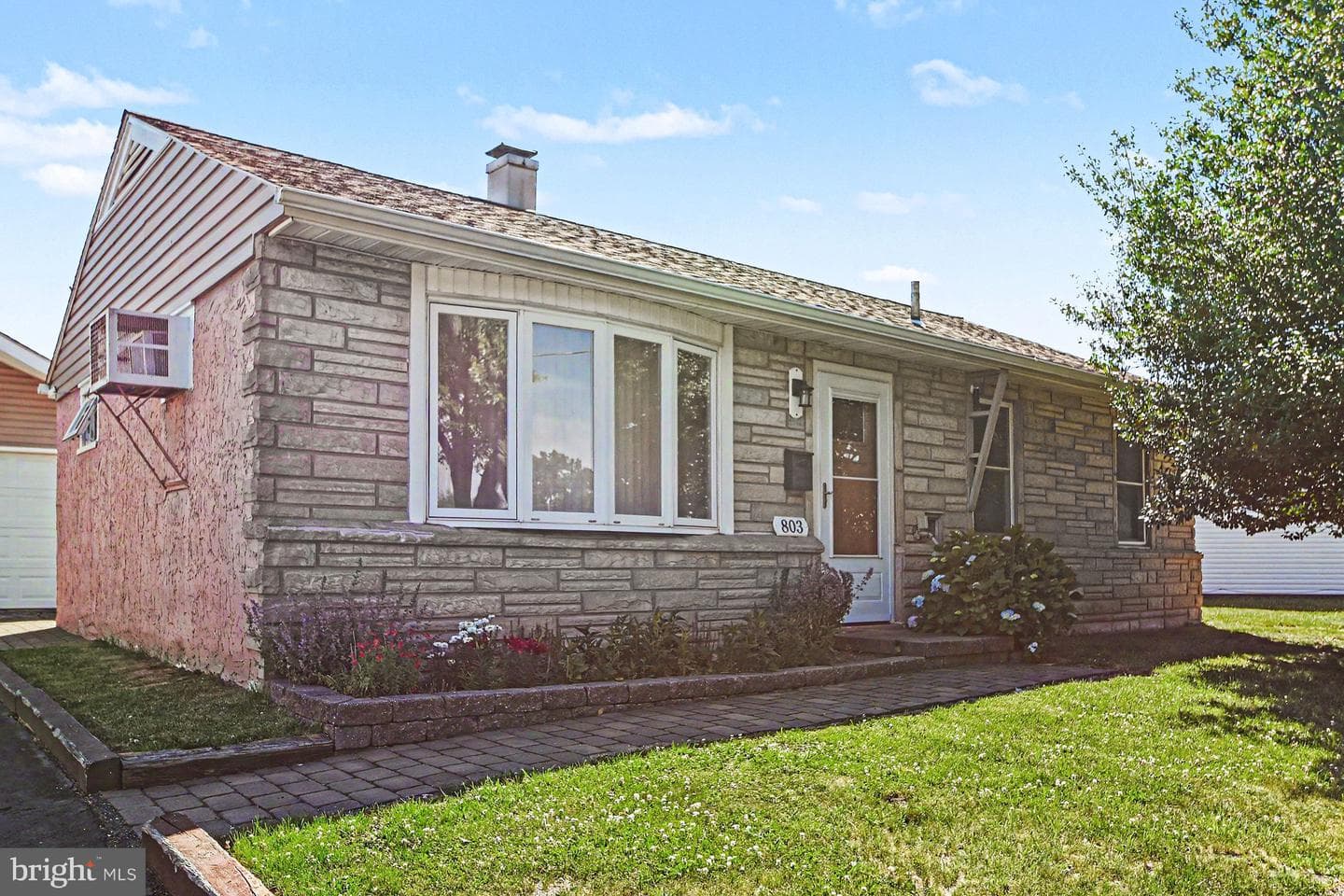 803 Hilary Avenue, Croydon