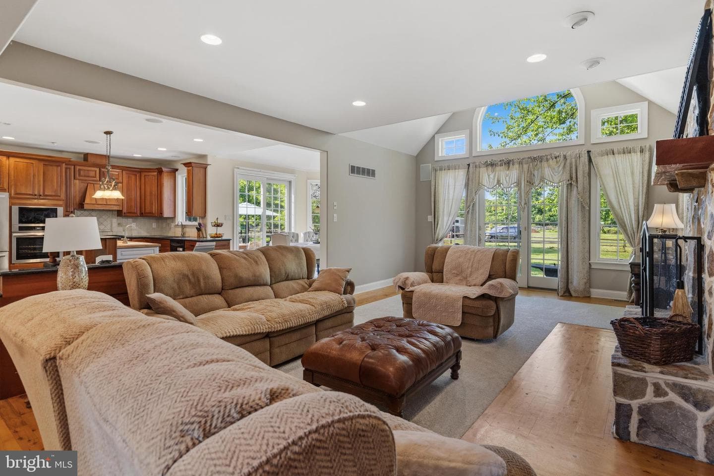 265 Walter Road photo 26