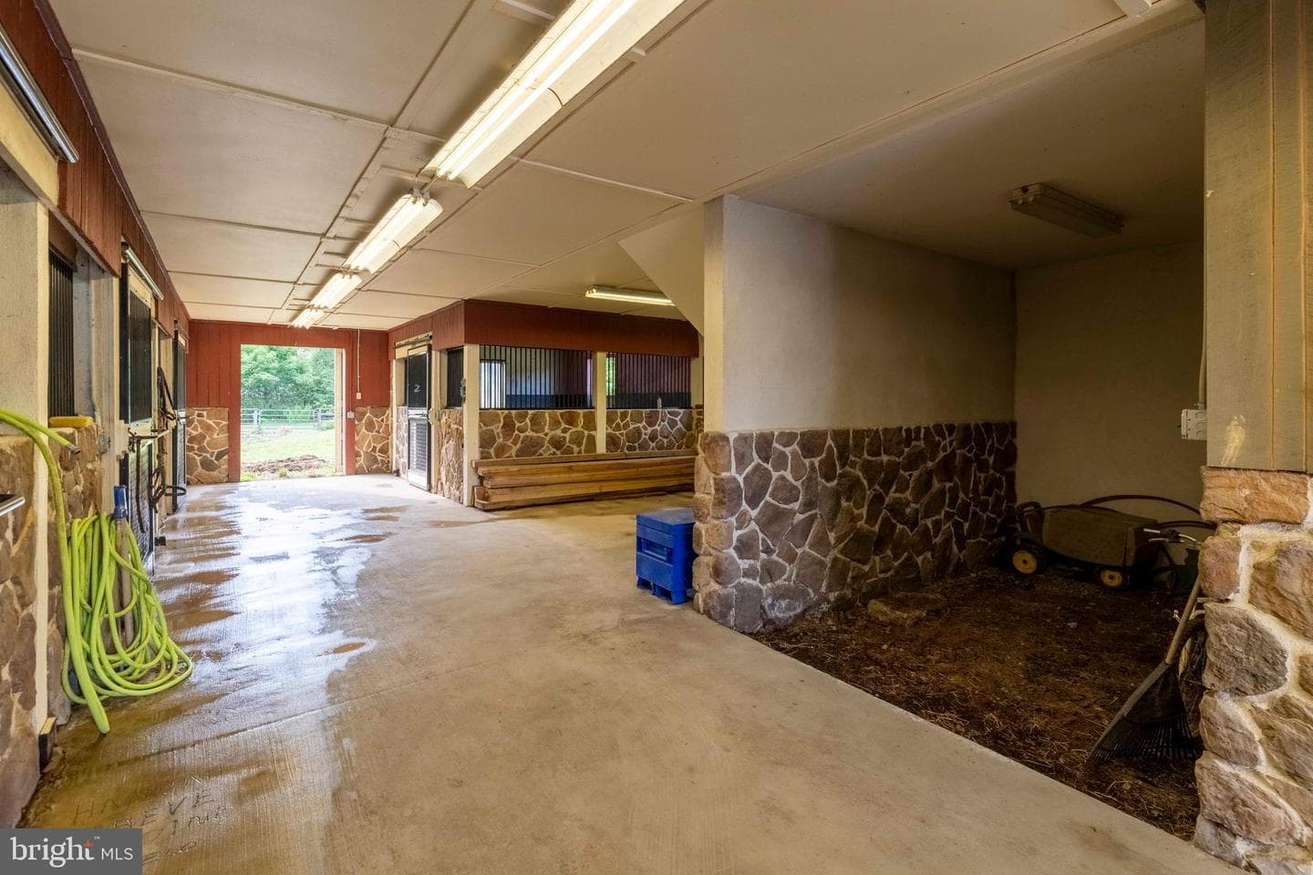 265 Walter Road photo 62