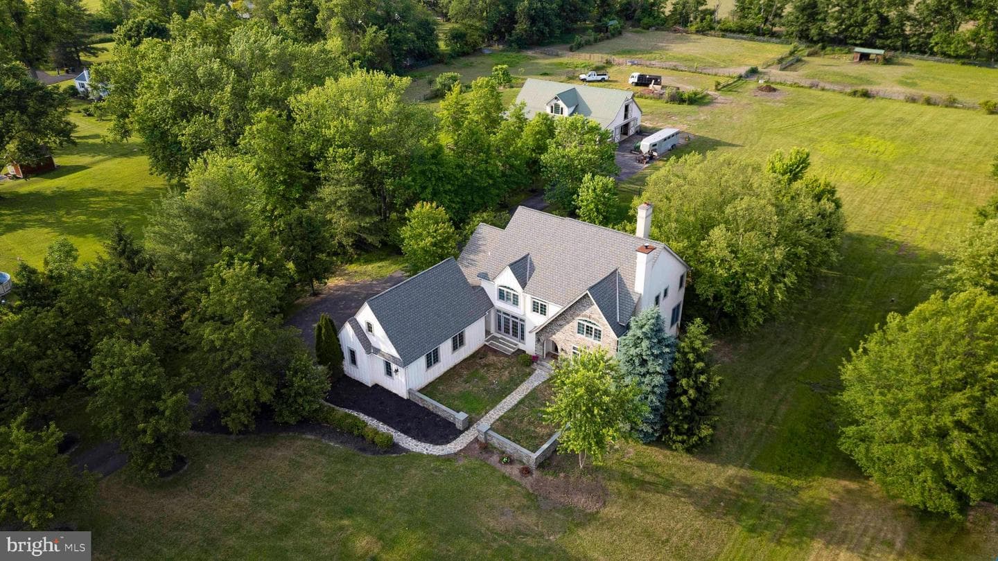 265 Walter Road photo 80