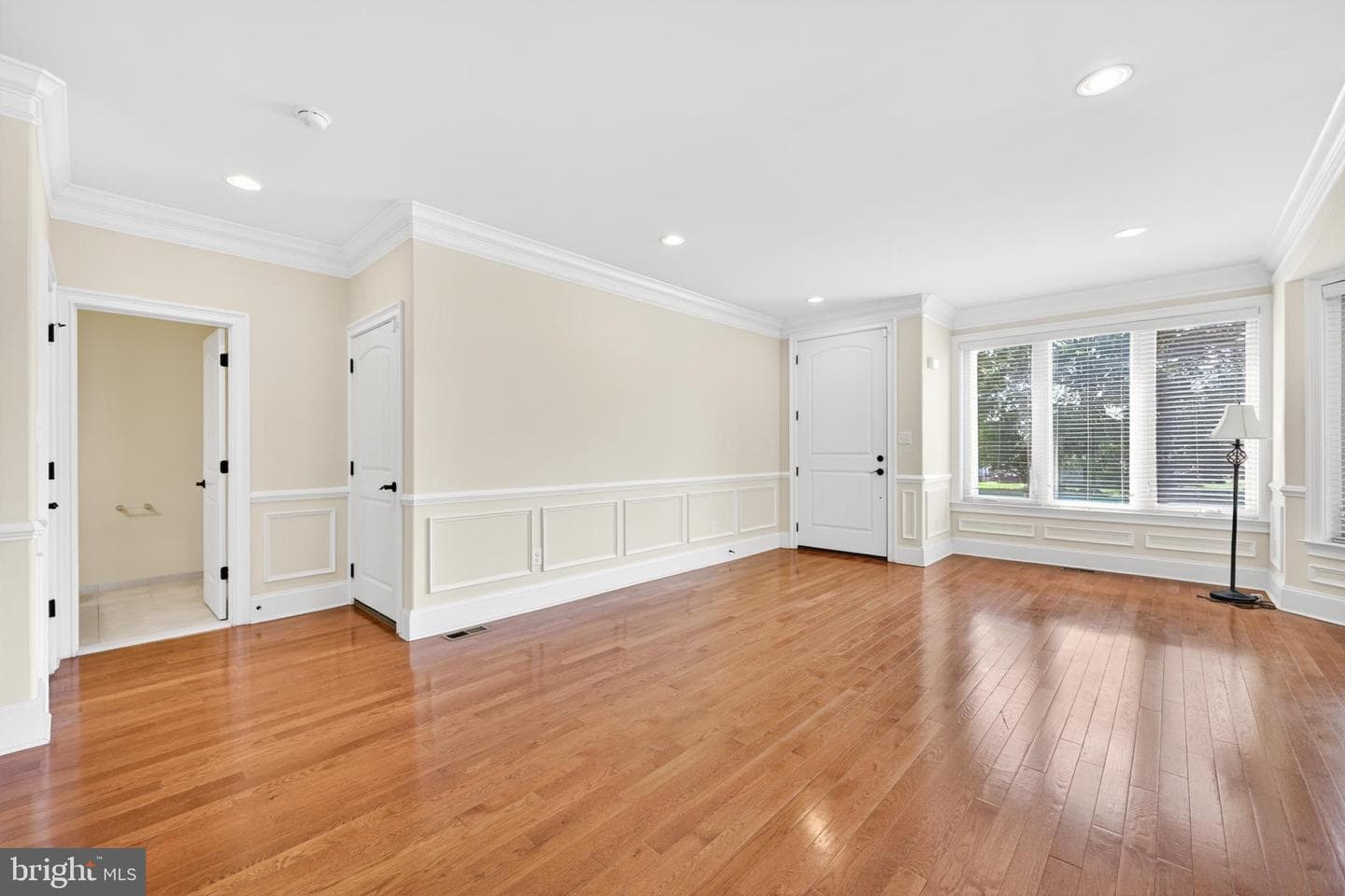 3101 Independence Court photo 2