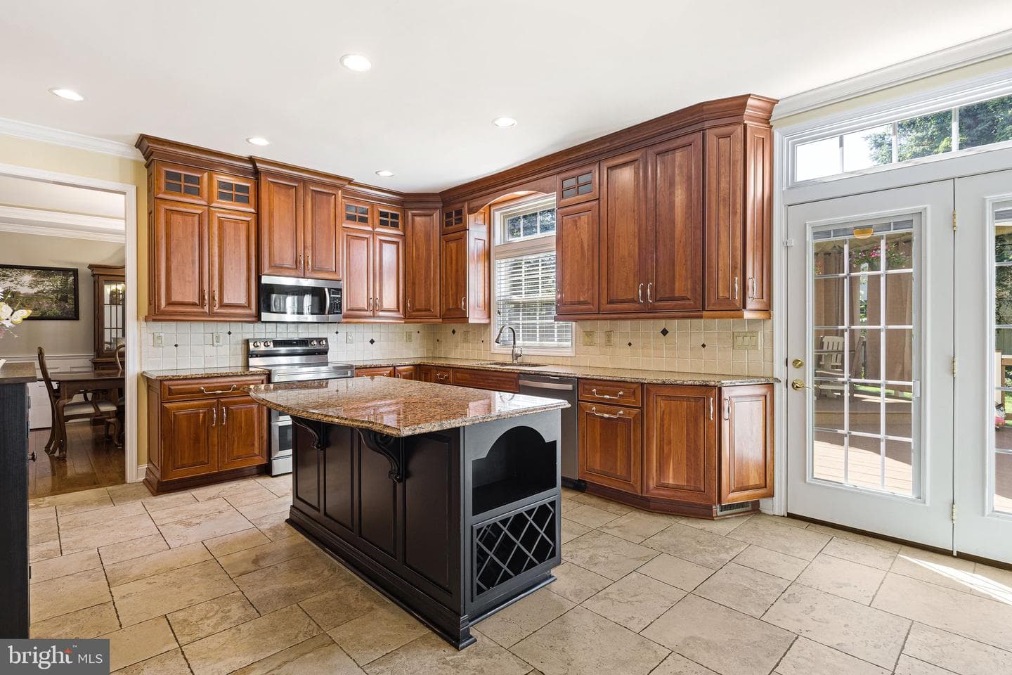 1472 Hidden Pond Drive photo 9