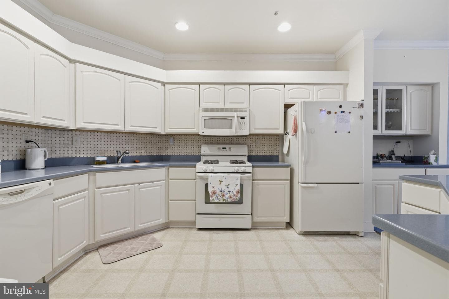 2207 Meridian Boulevard #2207 photo 6