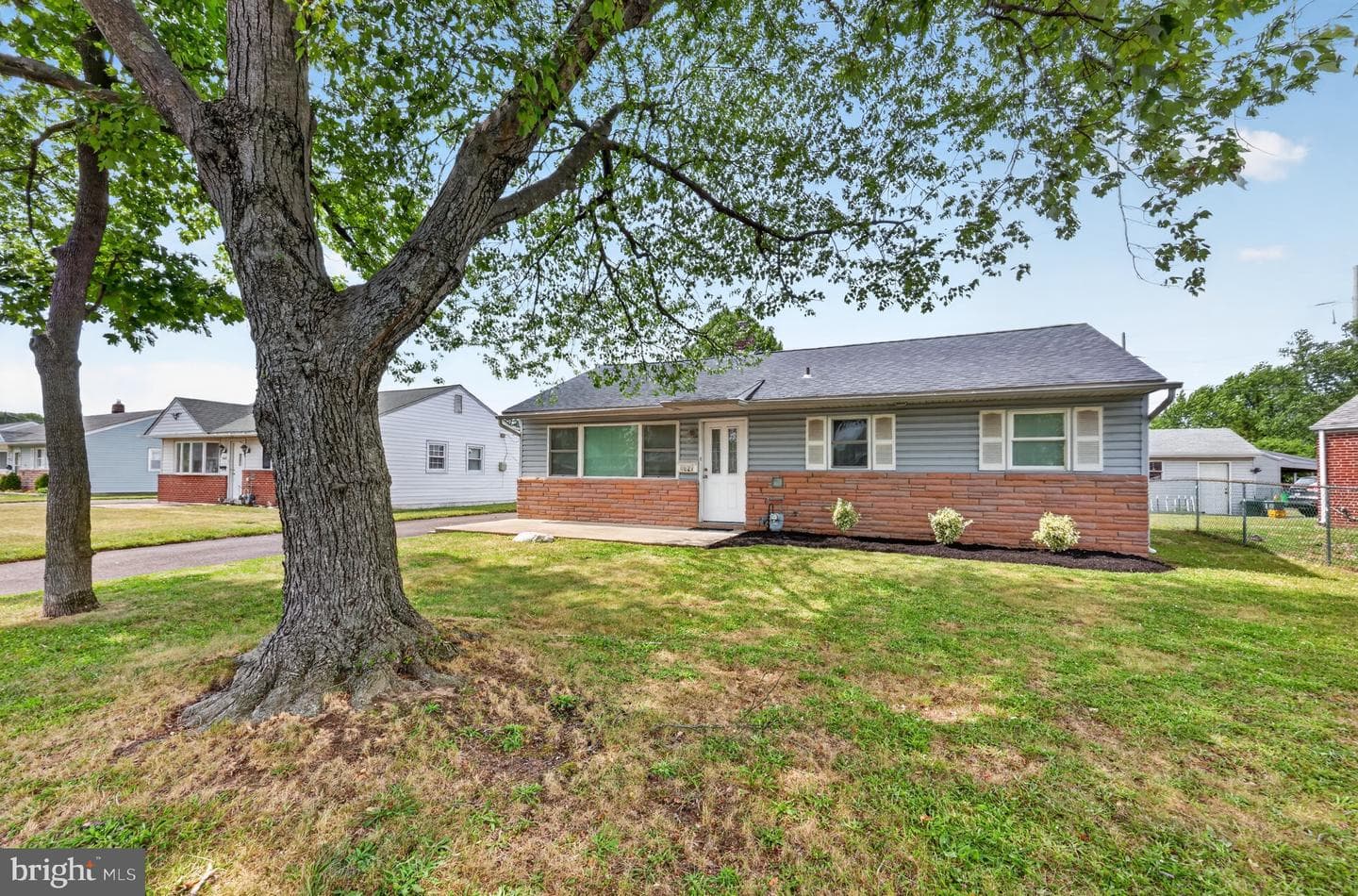 4627 Gary Drive photo 23
