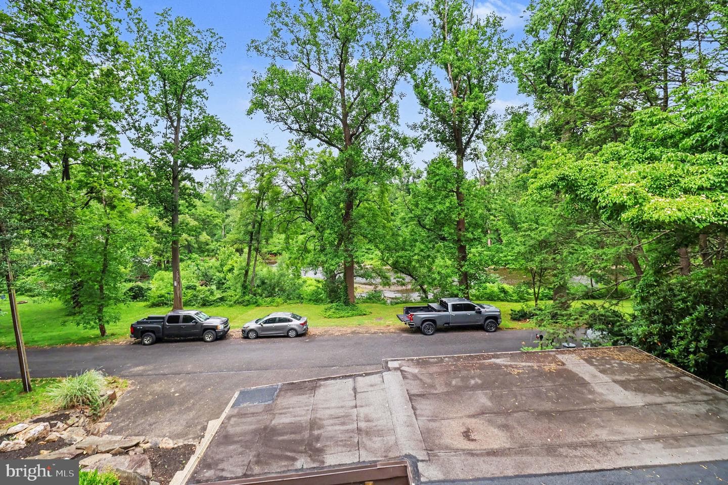 4667 N River Drive photo 40