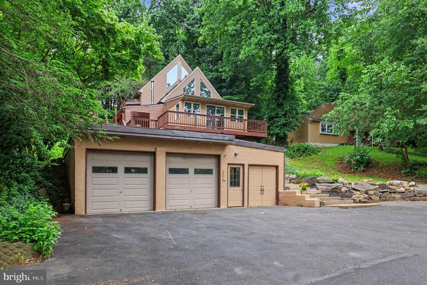 4667 N River Drive photo 42