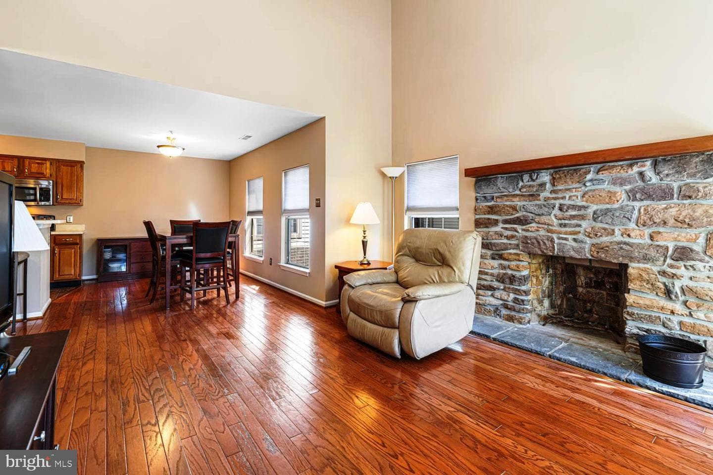 306 Remington Court photo 7