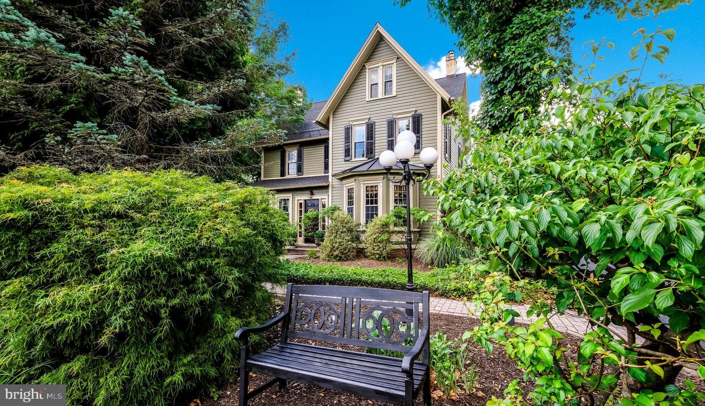 45 E Butler Avenue, Doylestown