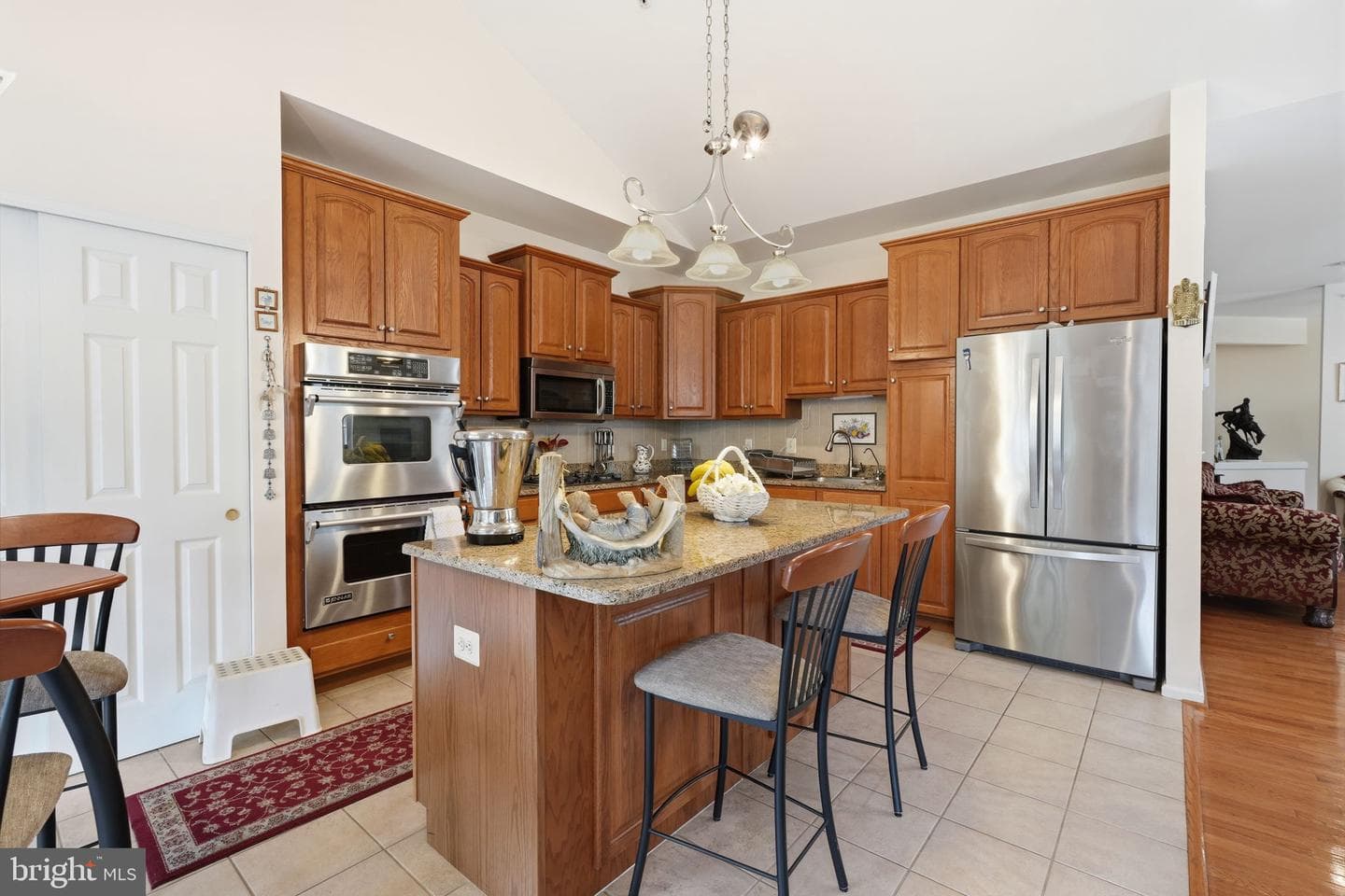 301 Eaton Court #20 photo 16