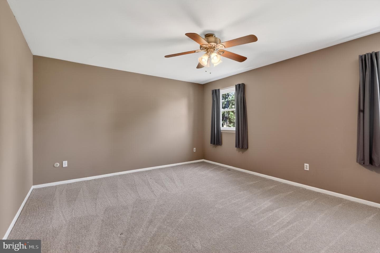 1212 Wedgewood Drive photo 32